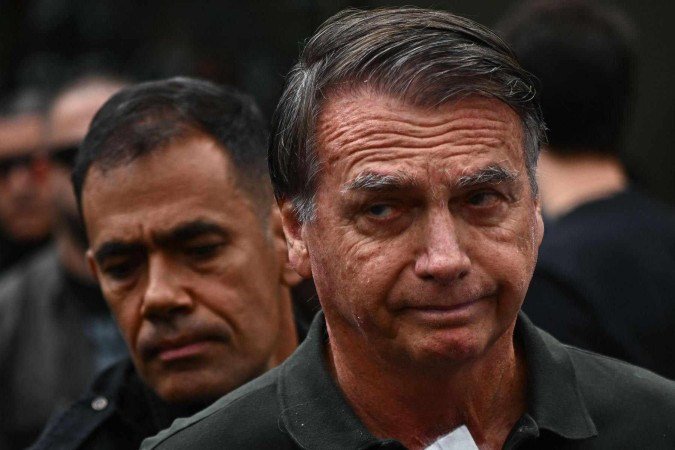 'Jeito brasileiro de lawfare' pegou Bolsonaro, diz colunista conservadora do WSJ - (crédito: BBC Geral) 'Jeito brasileiro de lawfare' pegou Bolsonaro, diz colunista conservadora do WSJ - (crédito: BBC Geral)