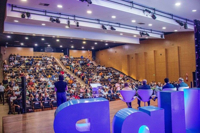 A cerimônia de abertura do LmiSUP, realizada no Auditório da AdunB, no campus Darcy Ribeiro da UnB. 
 -  (crédito: Divulgação/UnB)