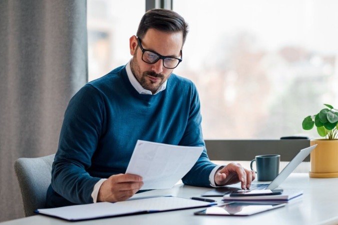 É importante não deixar para organizar as finanças da empresa apenas em dezembro (Imagem: Moon Safari | Shutterstock) -  (crédito: EdiCase)