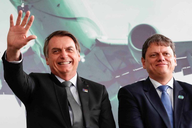 Tarcísio diz que não tratará de anistia durante visita a Bolsonaro