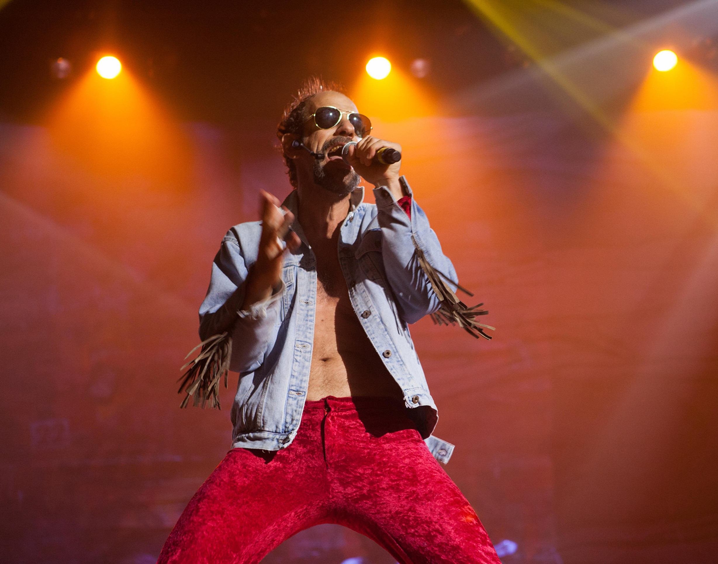 'Raul fora da lei' sobe ao palco do Teatro da Caixa Cultural