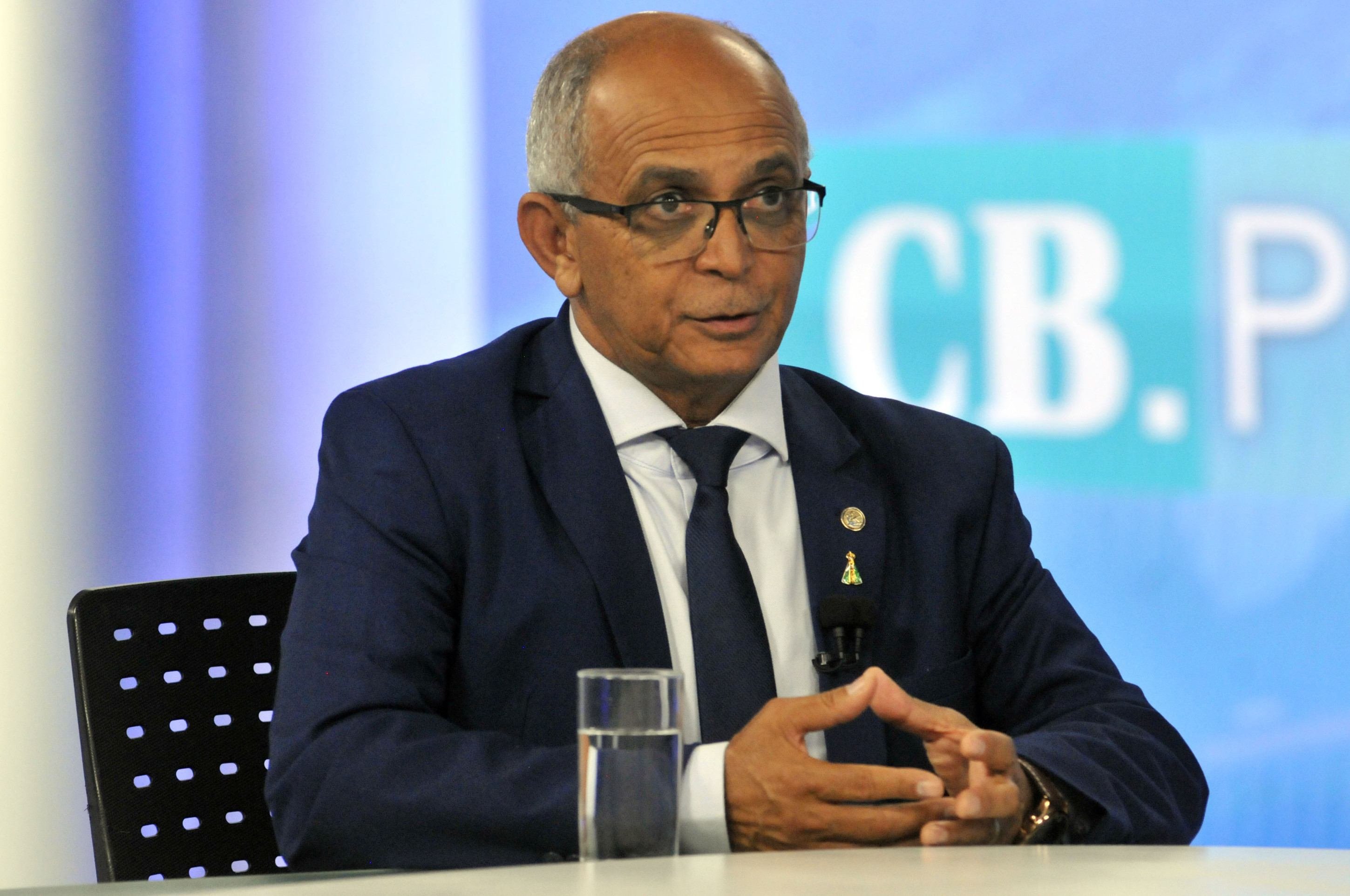 Deputado Pepa defende projeto de regularização de terras no DF 