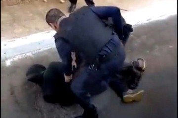 Suspeito imobilizado, detido por vigilantes da PMDF -  (crédito: Imagem enviada ao Correio)