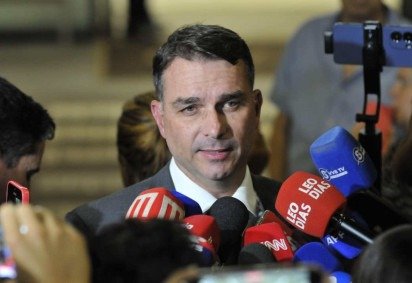 Flavio visita Bolsonaro no hospital -  (crédito: Minervino Junior/CB/D.A.Press)
