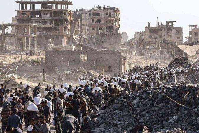 O advogado judeu-polonês Raphael Lemkin ajudou a redigir a Convenção sobre Genocídio. - (crédito: Bettmann Archive/Getty Images) O advogado judeu-polonês Raphael Lemkin ajudou a redigir a Convenção sobre Genocídio. - (crédito: Bettmann Archive/Getty Images)