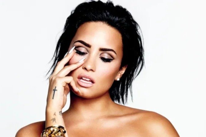 Demi Lovato surpreende fãs: novo álbum terá apenas uma balada -  (crédito: TMJBrazil)