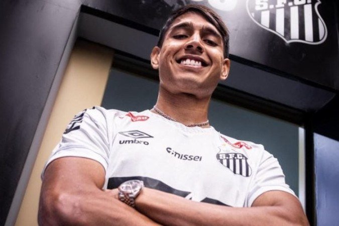 Alexis Duarte utilizará a camisa 23 no Santos -  (crédito: Foto: Divulgação / Santos)