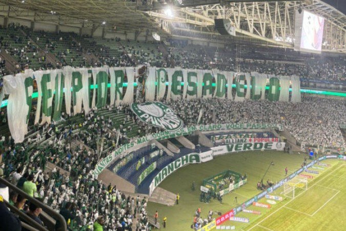 Clube pede que torcedores - (crédito: Foto: Felipe Camin/Jogada10) Clube pede que torcedores - (crédito: Foto: Felipe Camin/Jogada10)