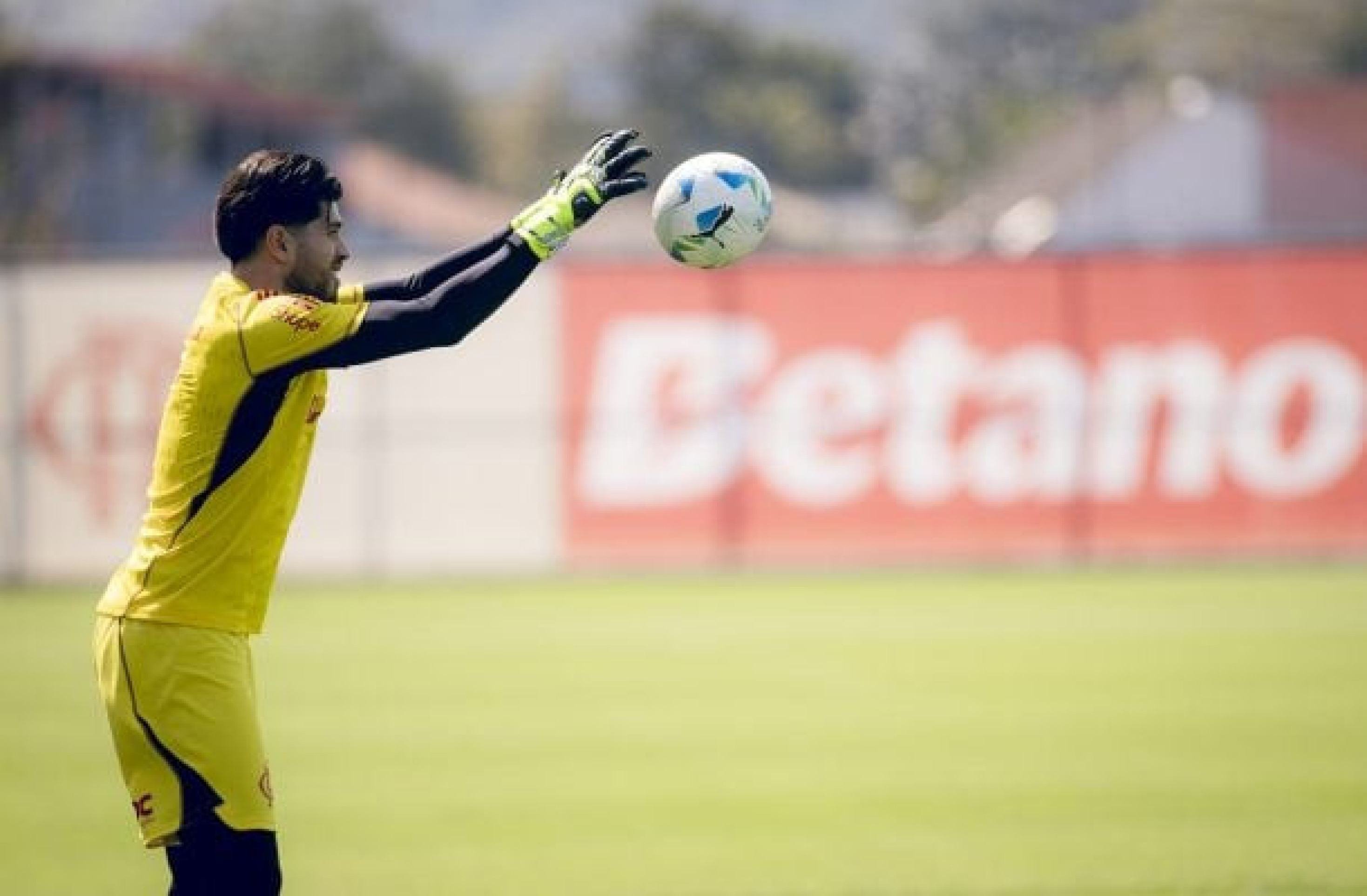 Rossi: “Sei o que é a Libertadores para o Estudiantes”