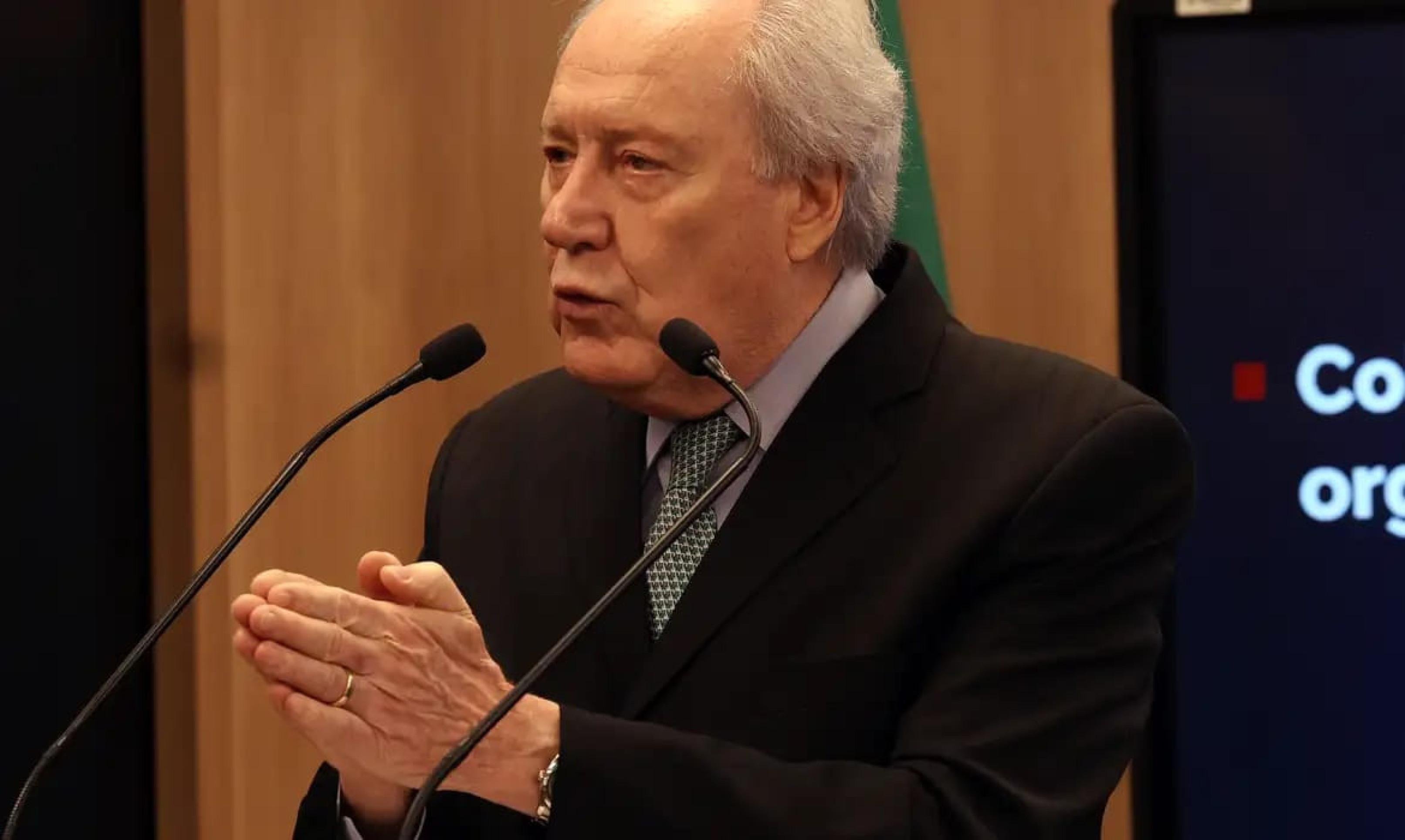 Lewandowski demite PRF que atirou e matou estudante em blitz no RJ