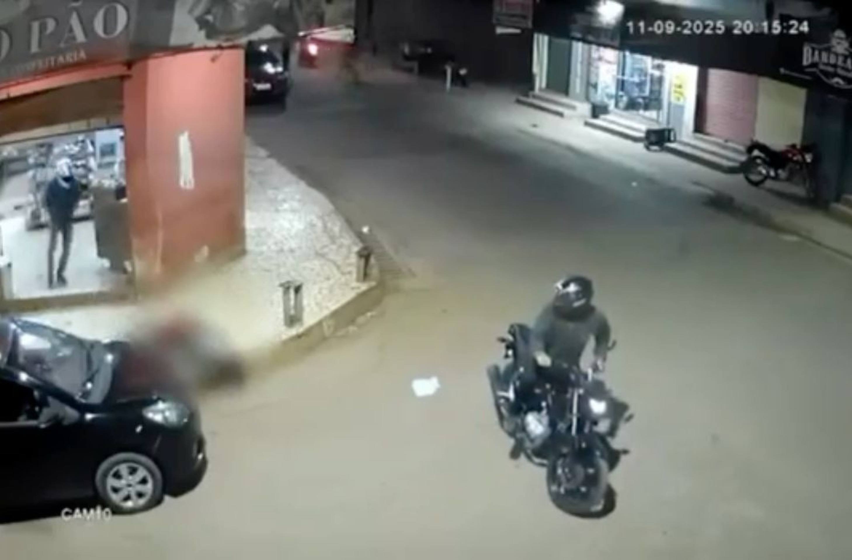 Ataque ocorreu na última quinta-feira (11/9) em uma padaria -  (crédito: Coisas do Gama)