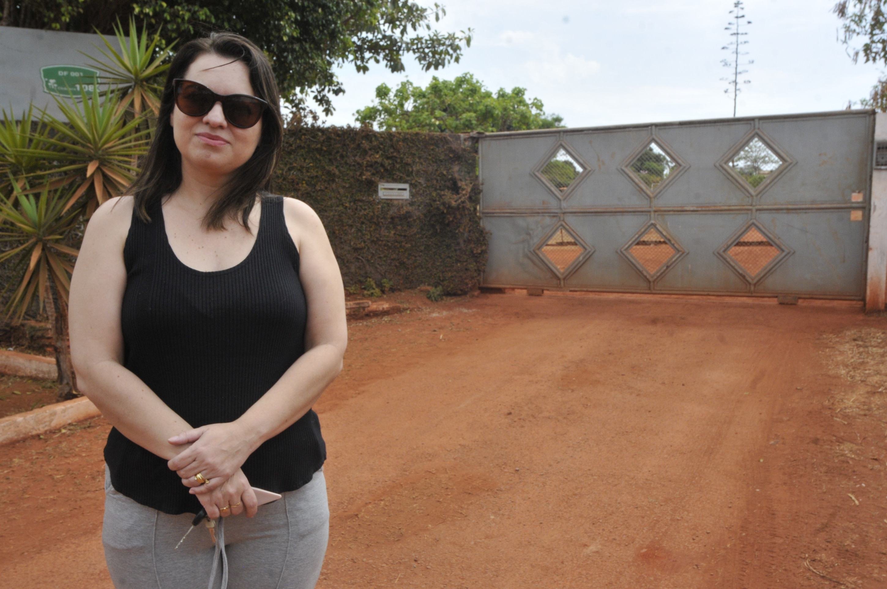  17/08/2025 Crédito: Marcelo Ferreira/CB/D.A Press. Brasil. Brasília - DF -  Clinica de recuperação Instituto Liberta-se no Lago Oeste pode sofrer interdição do DF Legal. Raiane Almeida Teixeira esta com o pai internado na clínica.