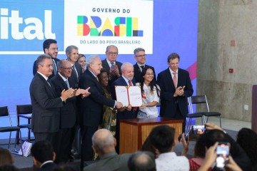 Nova lei impõe às plataformas responsabilidades na proteção de menores -  (crédito: Valter Campanato/Agência Brasil)