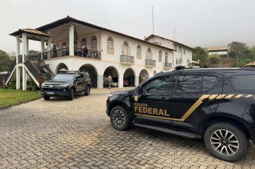 A ação cumpre 22 mandados de prisão temporária e 79 de busca e apreensão em Belo Horizonte e em outras cidades de Minas Gerais -  (crédito: Divulgação/PF)