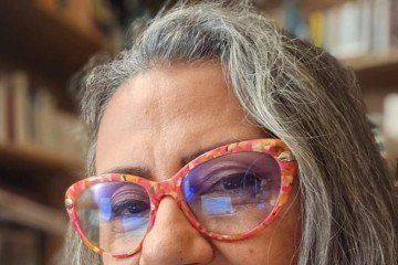 Ana Rossi, a autora de Nenhuma ditadura jamais poupou crianças -  (crédito: Divulgação)