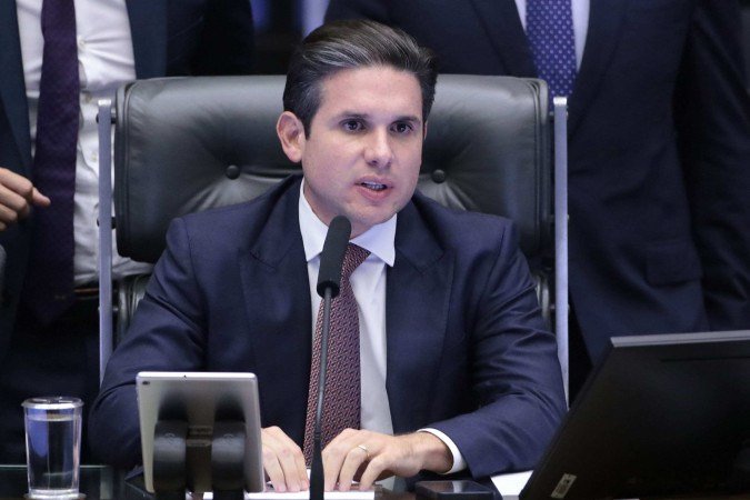 Motta rejeitou diversos pedidos de revisão do procedimento. Ele anunciou o resultado sob protestos no plenário - (crédito: Bruno Spada / Câmara dos Deputados) Motta rejeitou diversos pedidos de revisão do procedimento. Ele anunciou o resultado sob protestos no plenário - (crédito: Bruno Spada / Câmara dos Deputados)