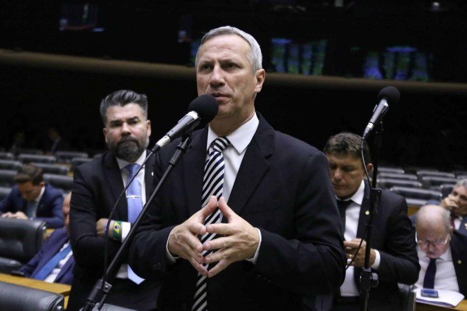 Vice-líder da Oposição, deputado Sanderson (PL-RS), classificou a proposta de anistia como 