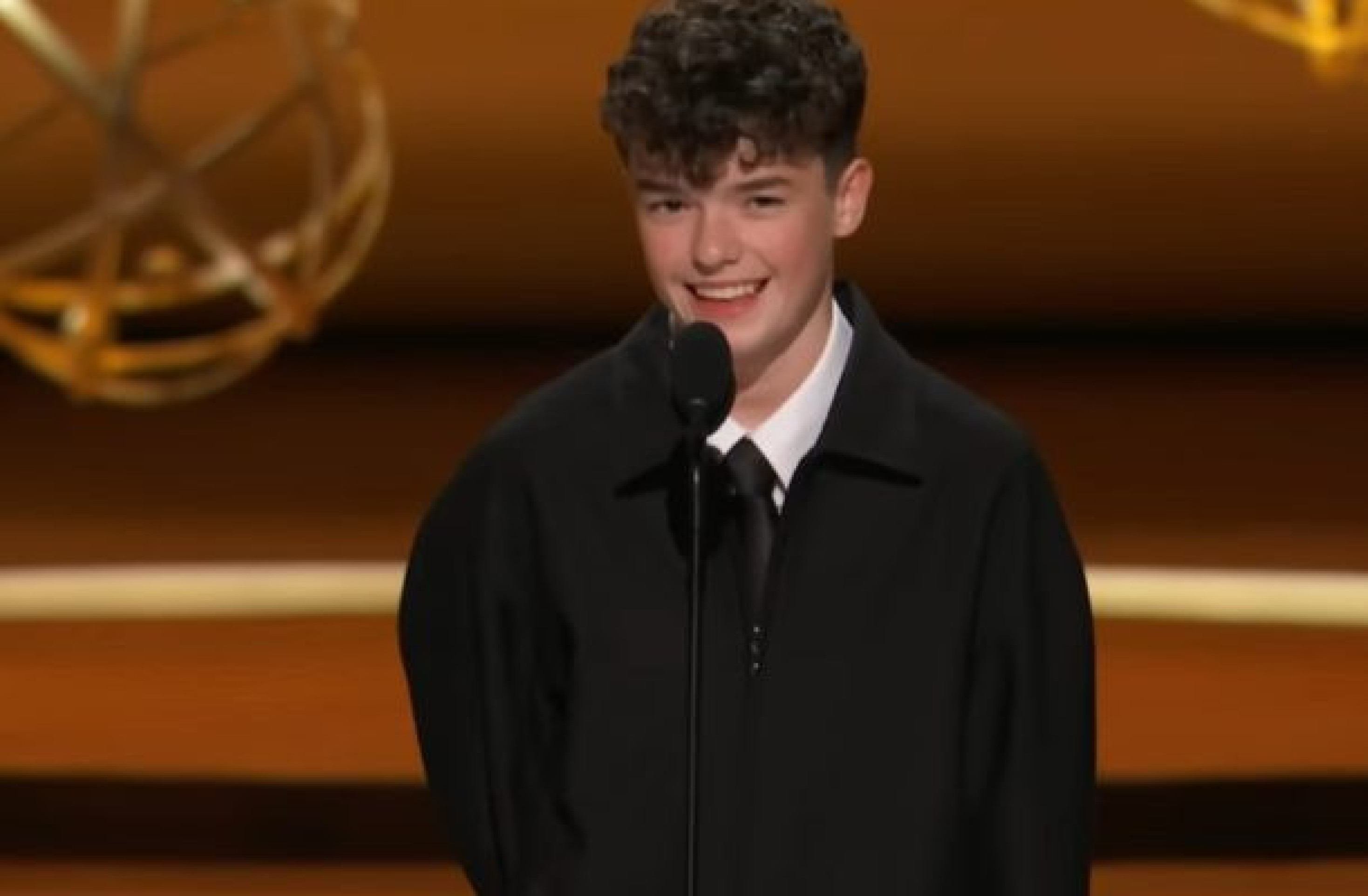 Fanático pelo Liverpool, vencedor do Emmy revela provocação ao United em série ‘Adolescência’