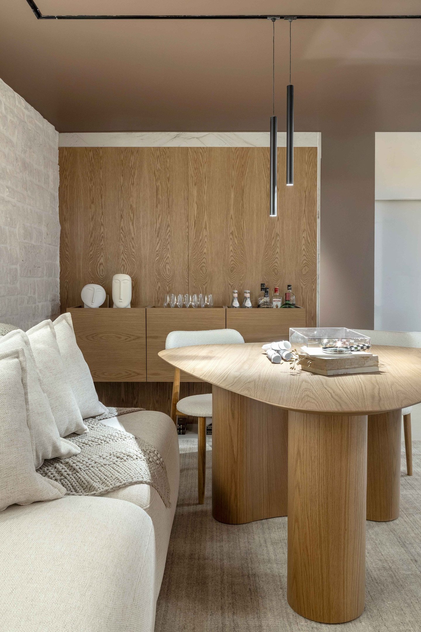 O projeto "Bossa Lounge" mostra como o bar se tornou um refúgio para o ritmo acelerado da vida