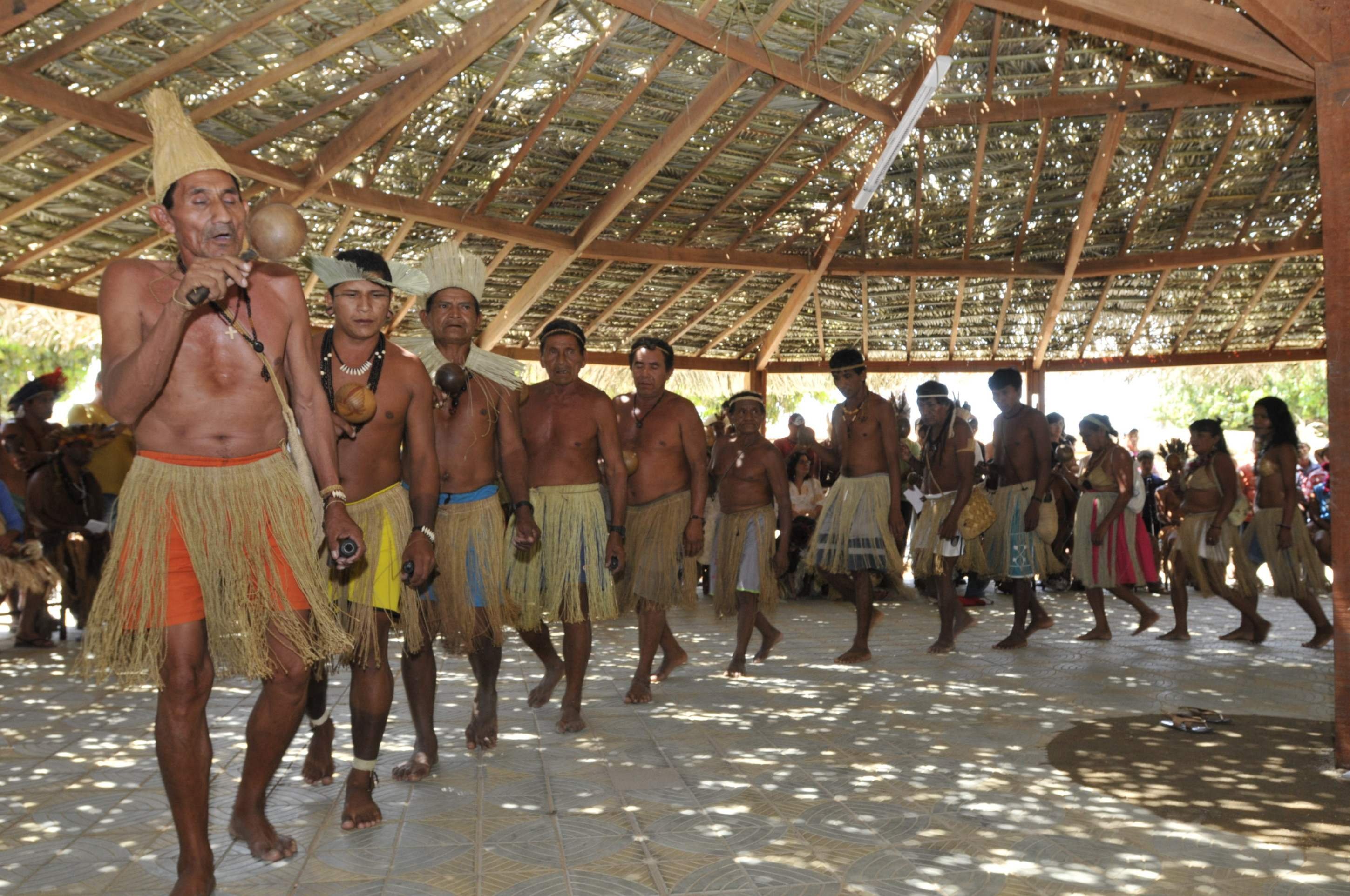 Indígenas Kiriri e Kaingang