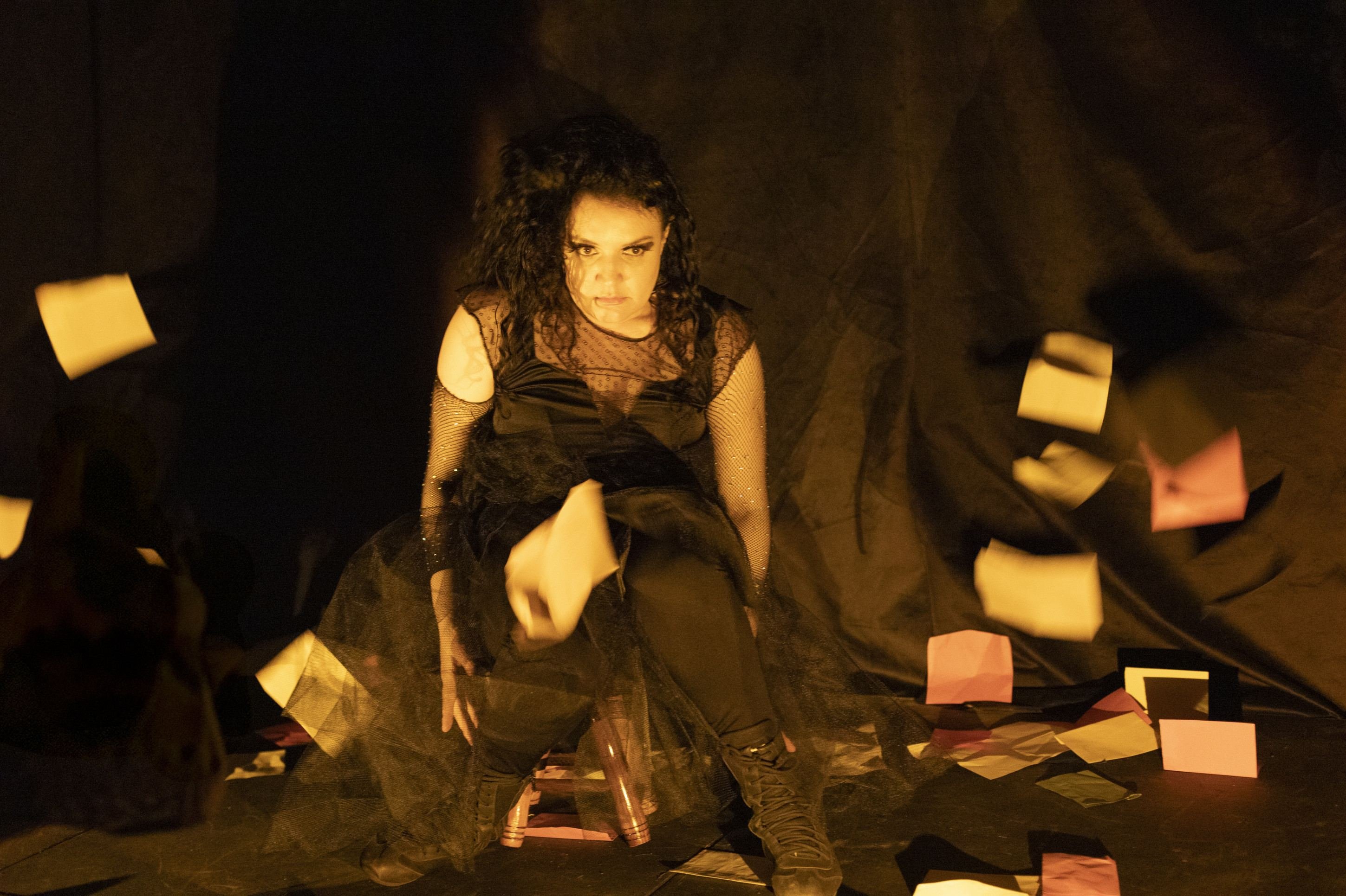 Espetáculo faz releituras de figuras femininas de Shakespeare