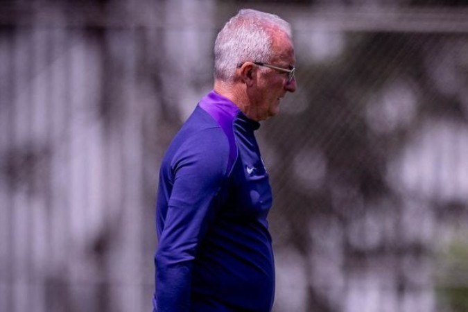 Raniele avança em transição, mas ainda não apresenta condições ideais para confirmar retorno ao Corinthians -  (crédito: Foto: Rodrigo Coca/Agência Corinthians)