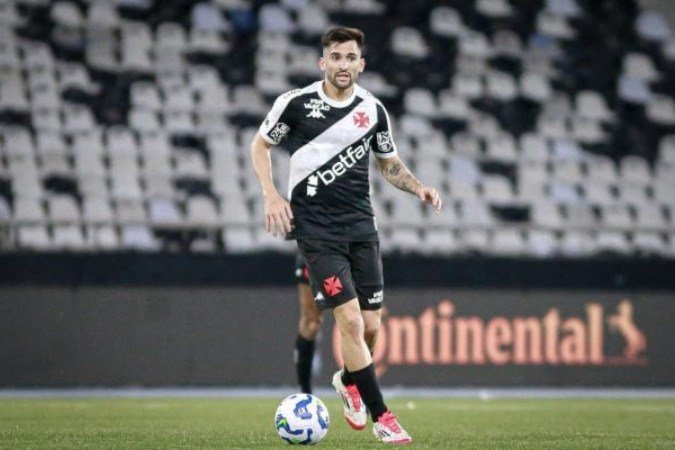 Garré não se firma no Vasco e está no final da fila com Diniz - (crédito: Foto: Matheus Lima/Vasco) Garré não se firma no Vasco e está no final da fila com Diniz - (crédito: Foto: Matheus Lima/Vasco)