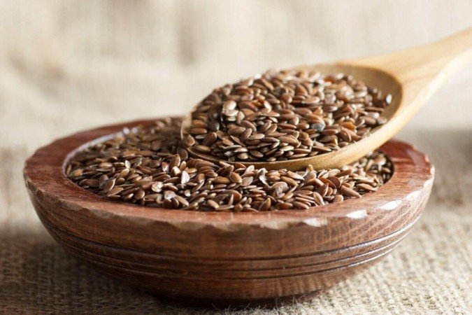 A linhaça é um alimento rico em nutrientes benéficos para a saúde (Imagem: Halil ibrahim mescioglu | Shutterstock) - (crédito: EdiCase) A linhaça é um alimento rico em nutrientes benéficos para a saúde (Imagem: Halil ibrahim mescioglu | Shutterstock) - (crédito: EdiCase)