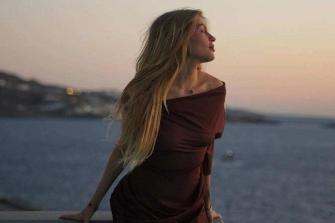 Luísa Sonza inicia nova era com visual ousado e som experimental -  (crédito: TMJBrazil)