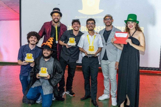 O 1º Festival distribuiu 50 medalhas e 12 troféus, sendo 8 categorias premiadas e mais três premiações especiais -  (crédito: Reprodução/Festival do Summaê)