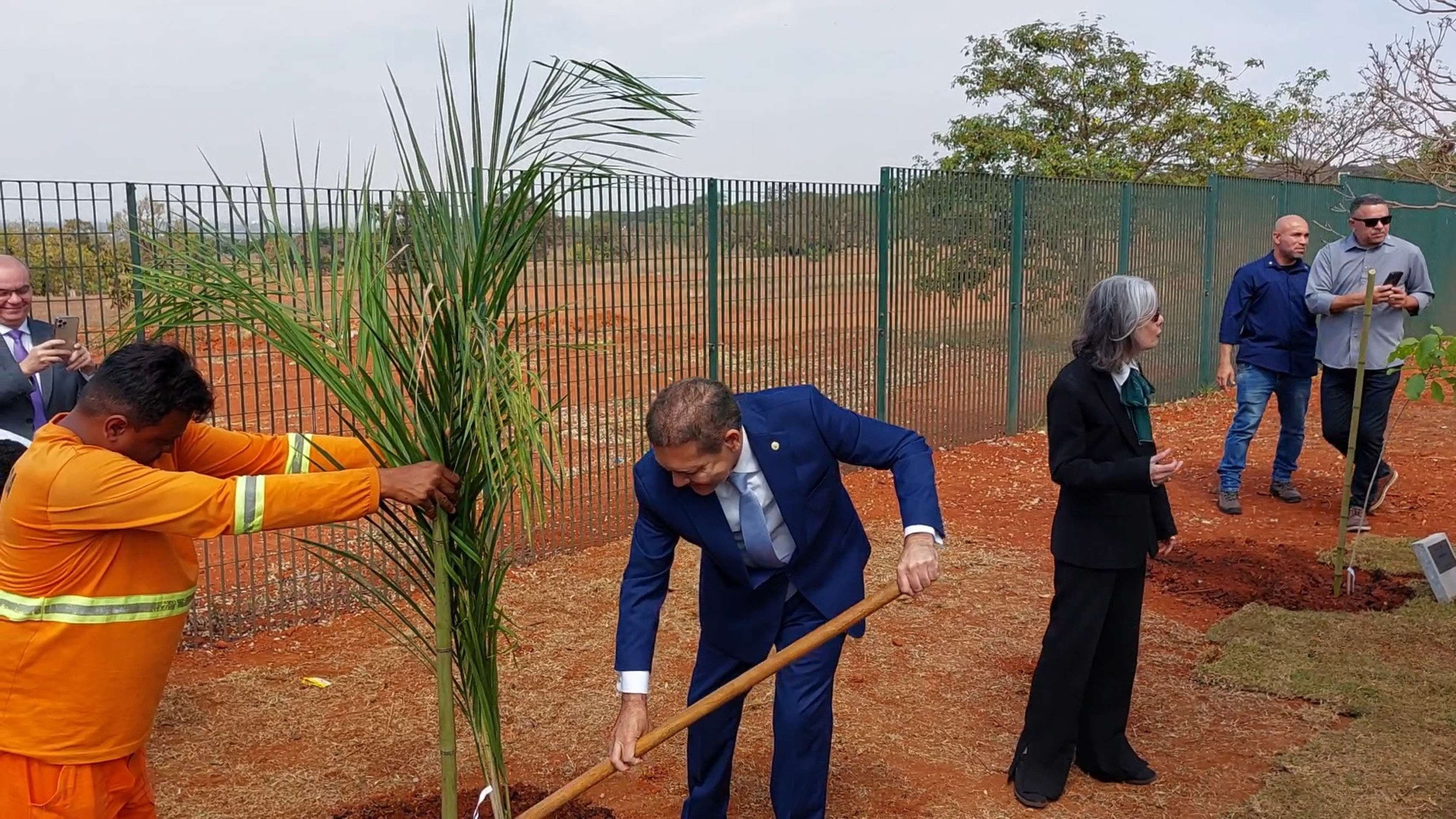 Ministros do TSE inauguram 