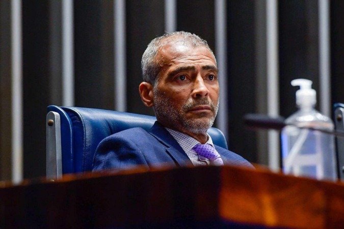 Equipe do senador afirma que não houve afastamento do mandato e que votações serão acompanhadas à distância - (crédito: Tainá Matos/Divulgação) Equipe do senador afirma que não houve afastamento do mandato e que votações serão acompanhadas à distância - (crédito: Tainá Matos/Divulgação)