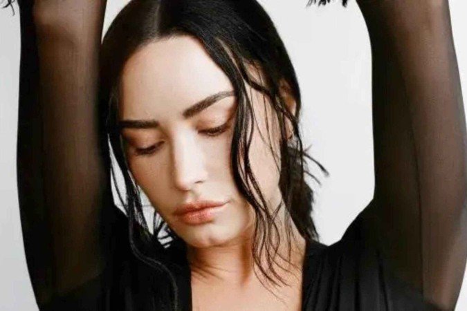 Demi Lovato anuncia nova fase pop e álbum “leve” -  (crédito: TMJBrazil)