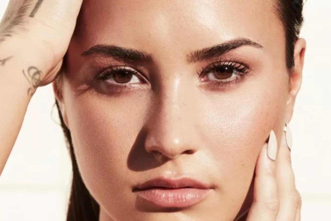 Demi Lovato assume os memes e transforma polêmicas em diversão -  (crédito: TMJBrazil)