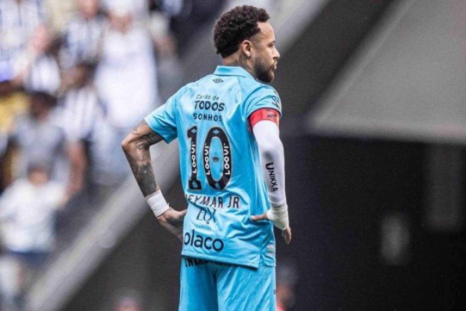 Os periódicos repercutiram a informação do portal UOL que Carlo Ancelotti não vê atualmente em Neymar a capacidade de jogar de forma intensa - (crédito: Foto: Raul Baretta/ Santos FC.) Os periódicos repercutiram a informação do portal UOL que Carlo Ancelotti não vê atualmente em Neymar a capacidade de jogar de forma intensa - (crédito: Foto: Raul Baretta/ Santos FC.)