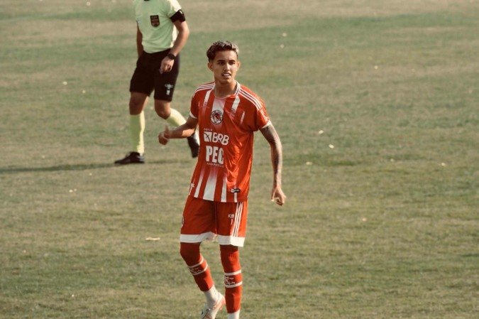 Iarley Gianno Bonfim ganhou esse nome porque o pai, chamado por ele de Iarley Gianno Bonfim ganhou esse nome porque o pai, chamado por ele de