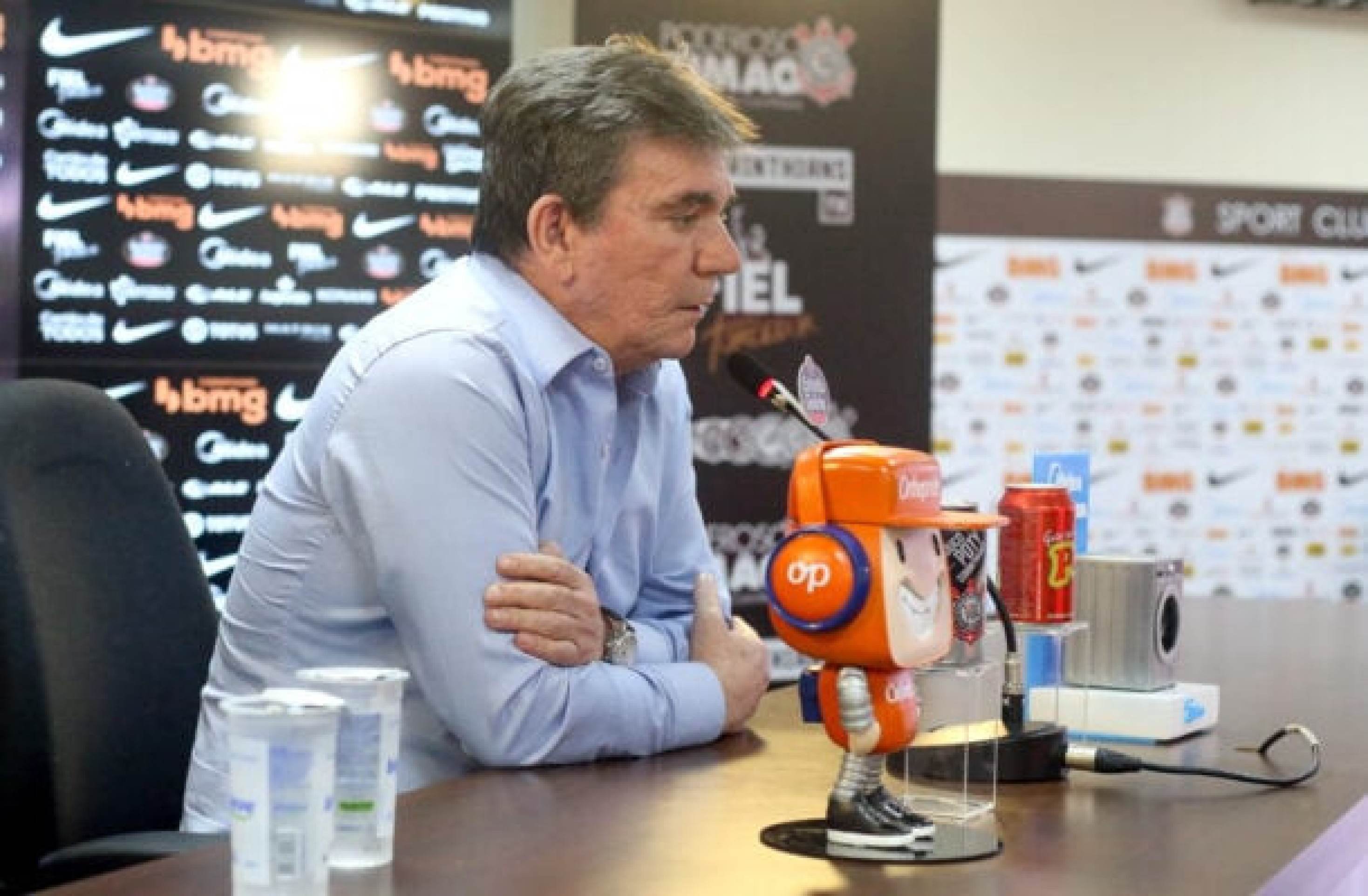 Andrés Sanchez vence processo contra perfil crítico do Corinthians nas redes sociais