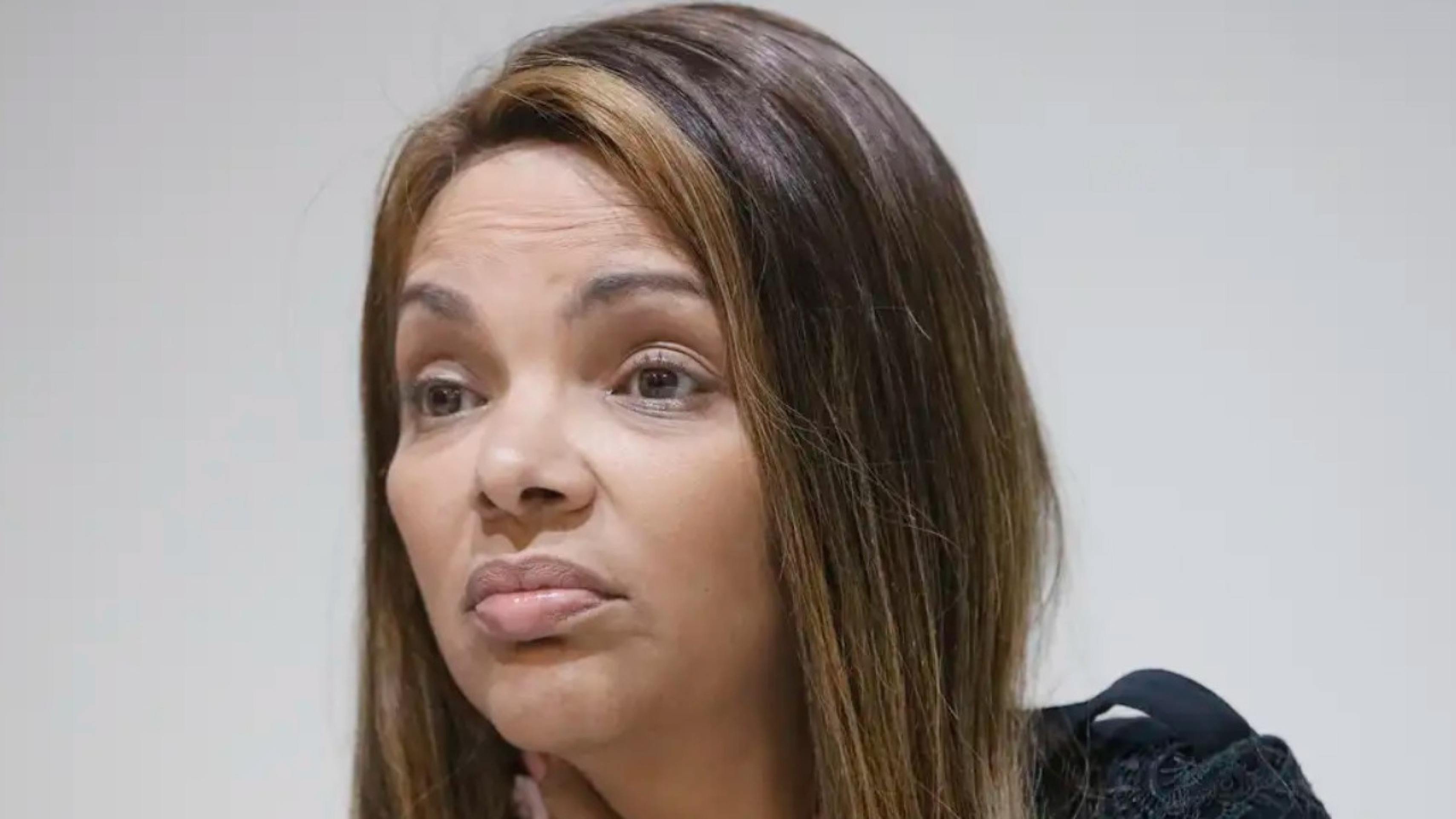 Flordelis sofre AVC na prisão; defesa exige hospital particular