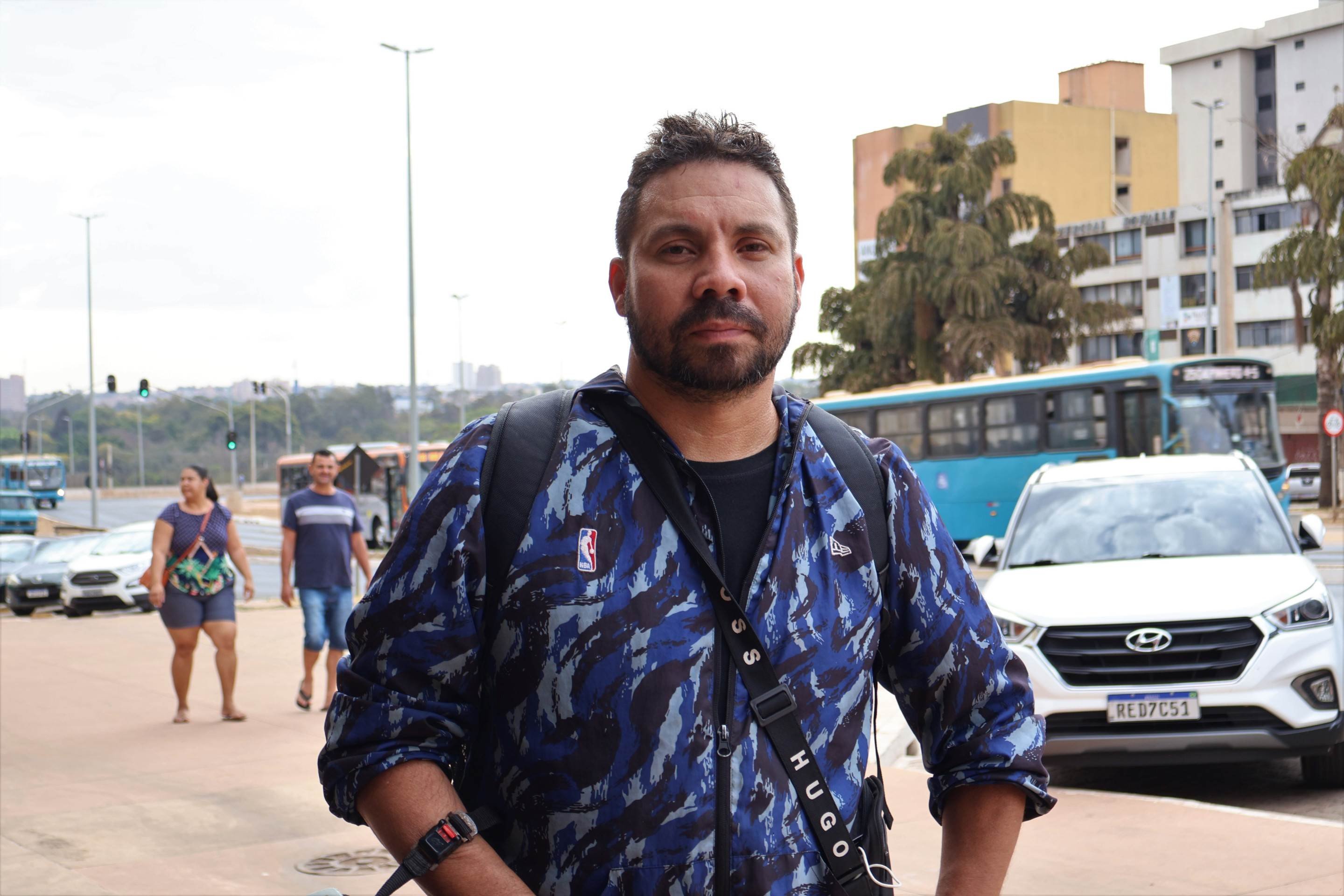  16/09/2025 Bruna Gaston CB/DA Press. Escolha de uso de carro por engarrafamento.Taguatinga, Arley Alves       