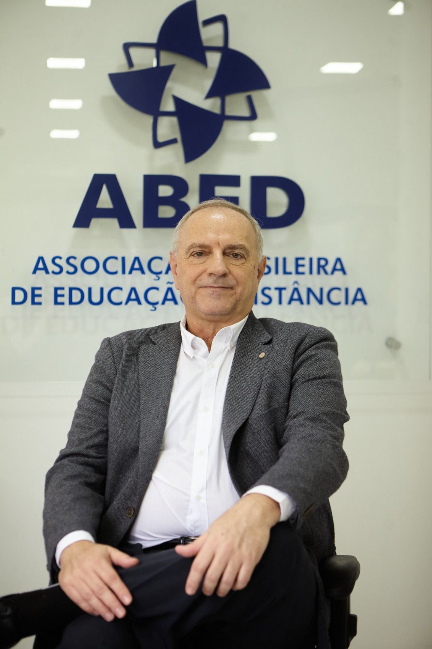 Presidente da Associa&ccedil;&atilde;o Brasileira de Educa&ccedil;&atilde;o a Dist&acirc;ncia (Abed)