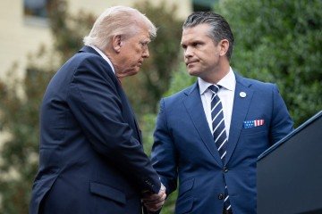 Trump e Pete Hegseth, secretário de Defesa dos EUA: pressão contra a imprensa  -  (crédito: WIN MCNAMEE / GETTY IMAGES NORTH AMERICA / Getty Images via AFP)