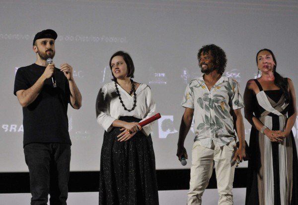 Minervino Junior CB/DA Press.