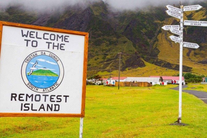 Tristão da Cunha é o local habitado mais isolado do planeta -  (crédito: Getty Images)