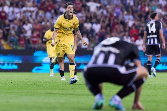 Pulisic comemora um dos gols marcados na vitória sobre a Udinese - (crédito: Foto: Emmanuele Ciancaglini/Getty Images) Pulisic comemora um dos gols marcados na vitória sobre a Udinese - (crédito: Foto: Emmanuele Ciancaglini/Getty Images)