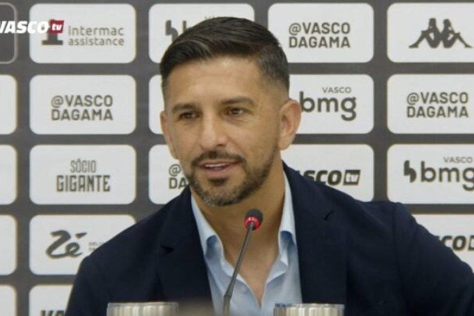 miliano Díaz contou que chegou a se reunir com Neymar durante as conversas para assumir o Santos -  (crédito: Reprodução/VascoTV)