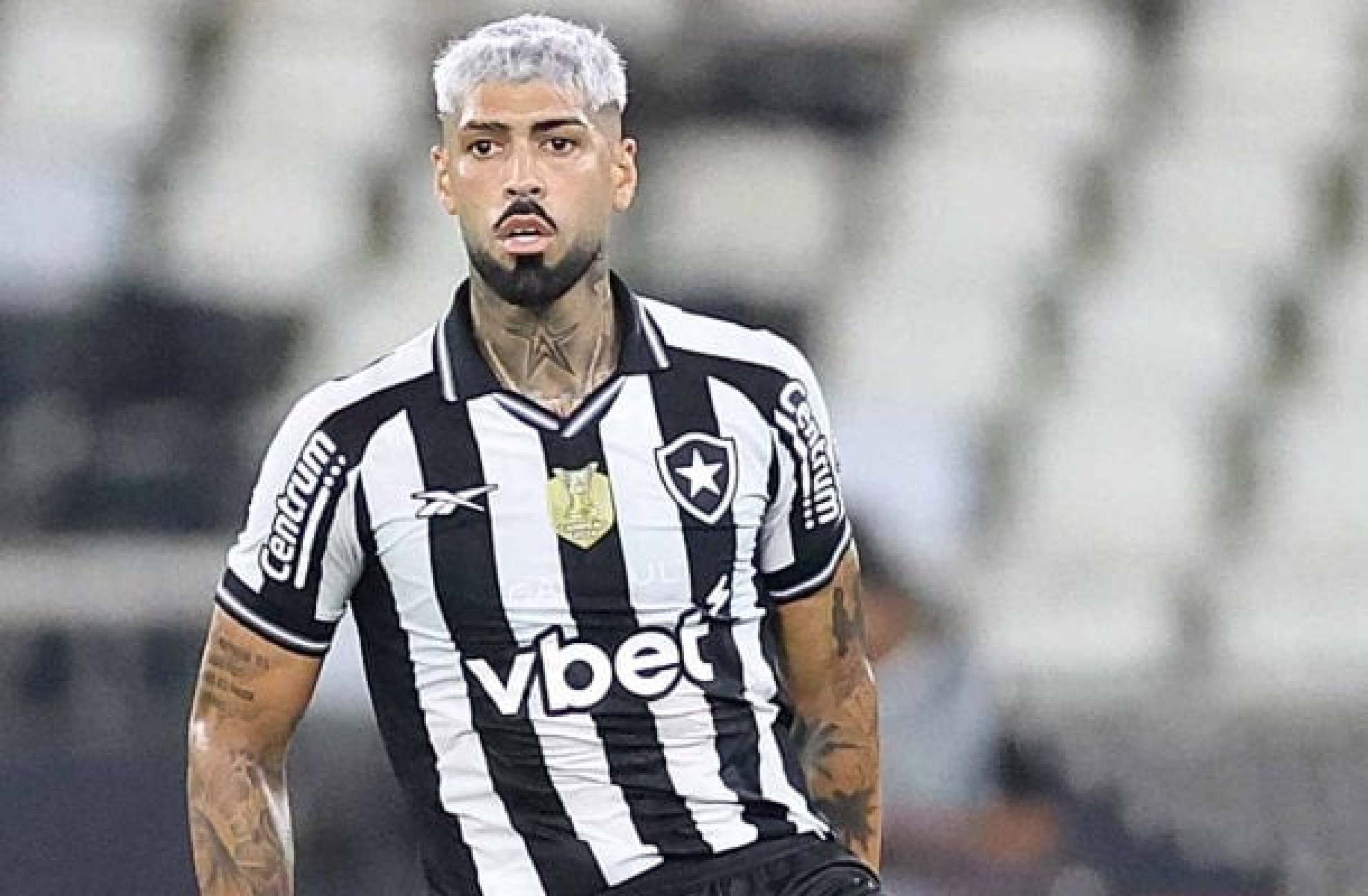 “Precisava voltar a ganhar”, declara Alex Barboza após vitória do Botafogo