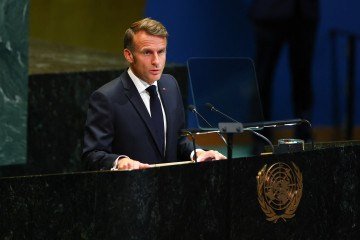 Emmanuel Macron discursa em reunião na véspera da Assembleia Geral da ONU, em Nova York