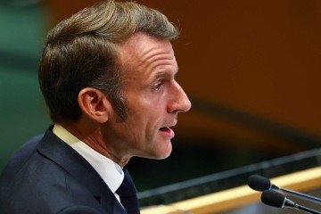 Macron defendeu que o reconhecimento da Palestina afirma a dignidade de seu povo e não retira direitos de Israel       -  (crédito: ANGELA WEISS / AFP)
