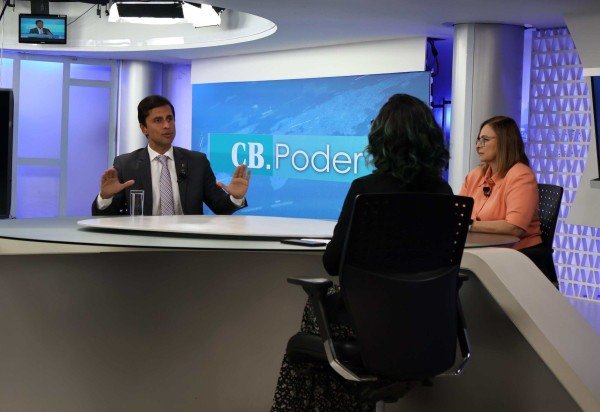 Bruna Gaston CB/DA Press