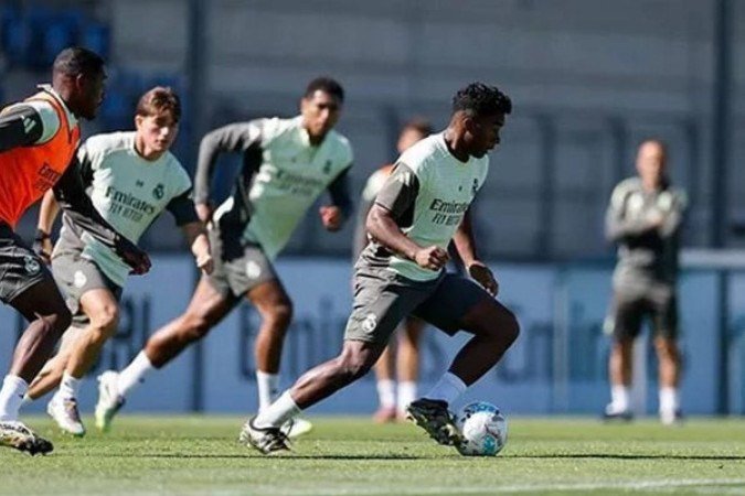 Jogadores do Real Madrid durante treinamento da equipe - (crédito: Foto: Helios de la Rubia / Real Madrid) Jogadores do Real Madrid durante treinamento da equipe - (crédito: Foto: Helios de la Rubia / Real Madrid)